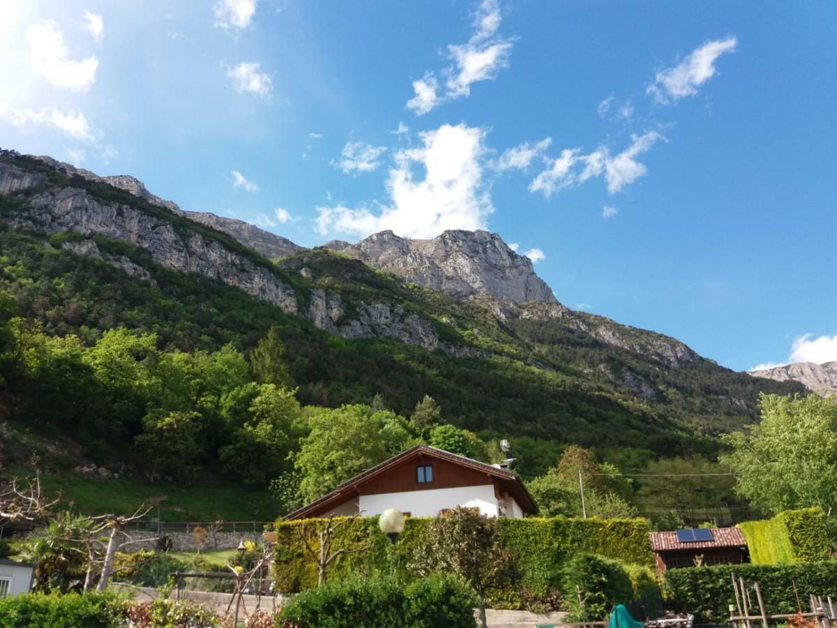 Mountain View Family Farm Appartamento Covelo Esterno foto
